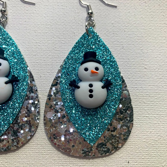 Snowman ⛄️ glitter earrings - Picture 2 of 5